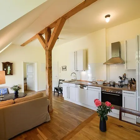 Apartman Im Zweiten Obergeschoss Des Gutshauses By Interhome Neuenkirchen