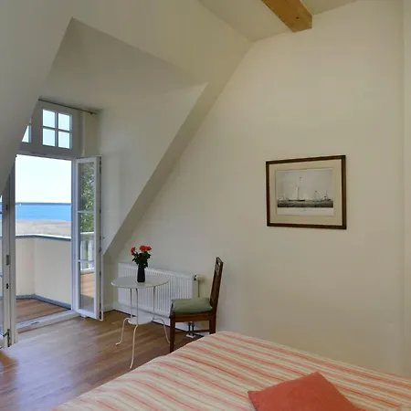 Im Zweiten Obergeschoss Des Gutshauses By Interhome